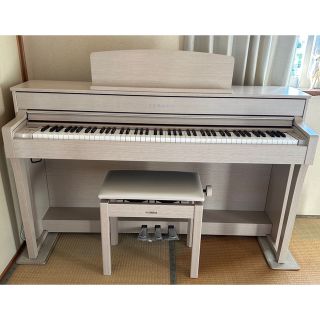 ベルギー製 専用です。 美品 YAMAHA 電子ピアノ CLP-645WA