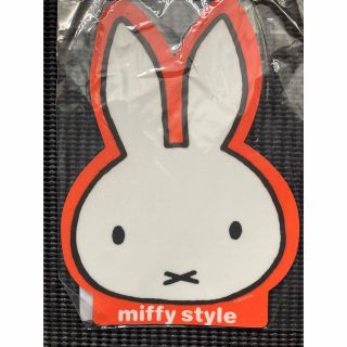 ミッフィー(miffy)のミッフィー　マウスパッド(PC周辺機器)