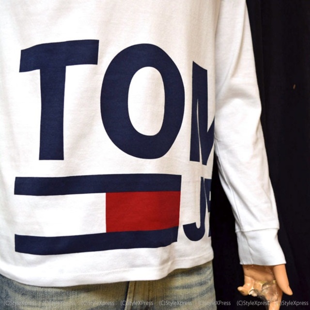 TOMMY JEANS(トミージーンズ)の新品 トミージーンズ 白 XS 裾ロゴ ロンT トミーヒルフィガー メンズのトップス(Tシャツ/カットソー(七分/長袖))の商品写真