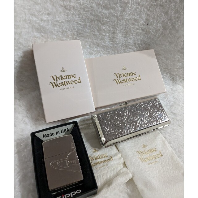 Vivienne Westwood(ヴィヴィアンウエストウッド)の【専用箱・袋付き】ヴィヴィアンウエストウッド　ZIPPO　＆　シガレットケース メンズのファッション小物(タバコグッズ)の商品写真