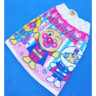 アンパンマン(アンパンマン)の新品　80～100cm　アンパンマン　女の子ストライプ柄ラップタオル　巻きタオル(その他)