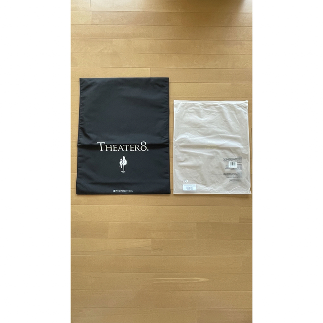 FEAR OF GOD(フィアオブゴッド)の【激レア】THEATER8 -神- × FOG ESSENTIALS コラボT メンズのトップス(Tシャツ/カットソー(半袖/袖なし))の商品写真