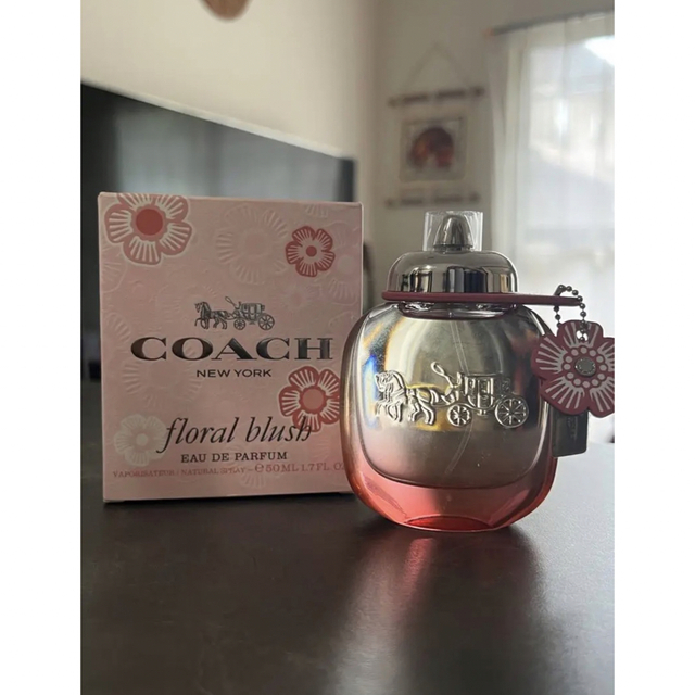 coach フローラル ブラッシュ オードパルファム50ml