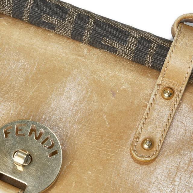 公式ショップFENDI フェンディ ボルサ マジック クロコ型押し
