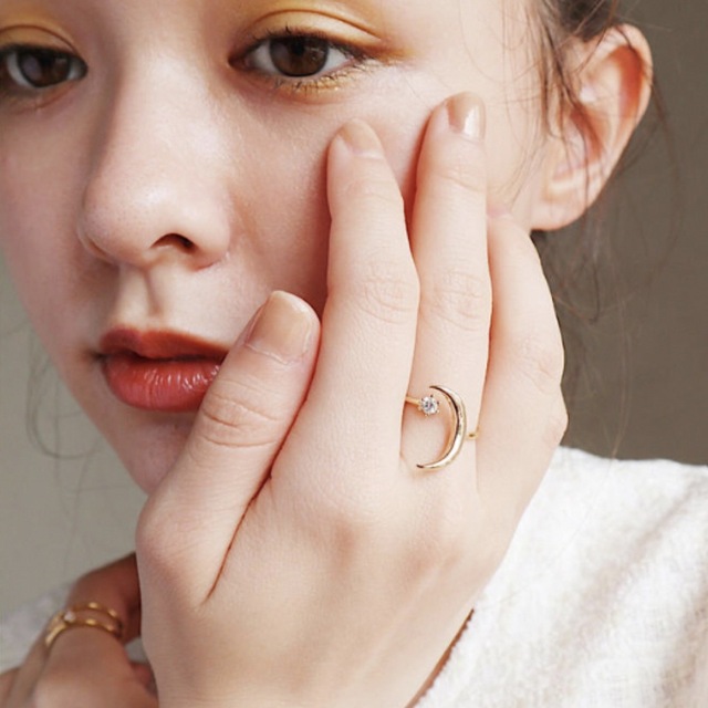 公式サイトではSOLDOUT！！moon ring レディースのアクセサリー(リング(指輪))の商品写真