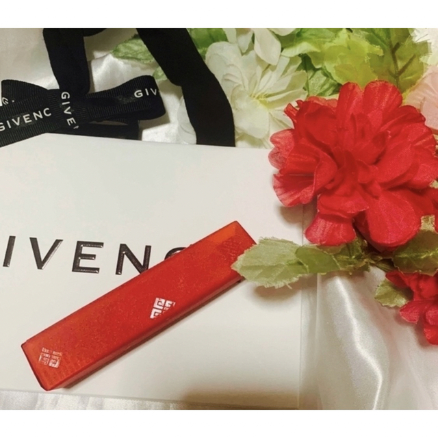 GIVENCHY(ジバンシィ)のローズ・パーフェクト・リキッド/210❣️お値引き商品💫 コスメ/美容のベースメイク/化粧品(リップグロス)の商品写真