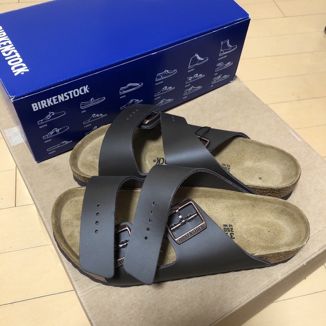 BIRKENSTOCK(ビルケンシュトック)の新品未使用BIRKENSTOCKビリケン サンダル 25cm メンズの靴/シューズ(サンダル)の商品写真