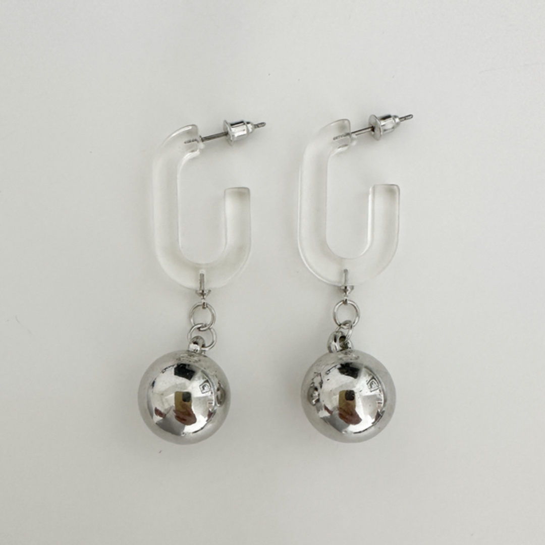 Silver ball x clear motif pierce シルバーピアス レディースのアクセサリー(ピアス)の商品写真