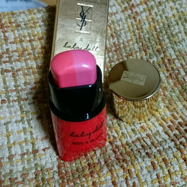 Yves Saint Laurent Beaute(イヴサンローランボーテ)のイヴサンローラン　 コスメ/美容のベースメイク/化粧品(口紅)の商品写真