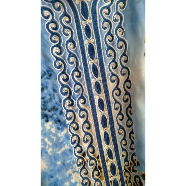 新品 ドバイ ガラベーヤ サテン ブルー レディースのフォーマル/ドレス(ロングドレス)の商品写真