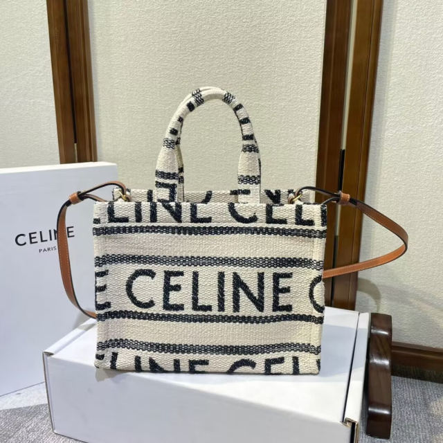 無料配達 - celine CELINE タイス」 カバ 「スモール トートバッグ