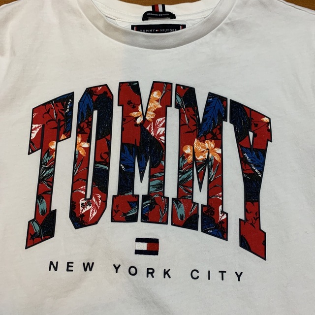 TOMMY HILFIGER(トミーヒルフィガー)のトミーTシャツ キッズ/ベビー/マタニティのキッズ服男の子用(90cm~)(Tシャツ/カットソー)の商品写真