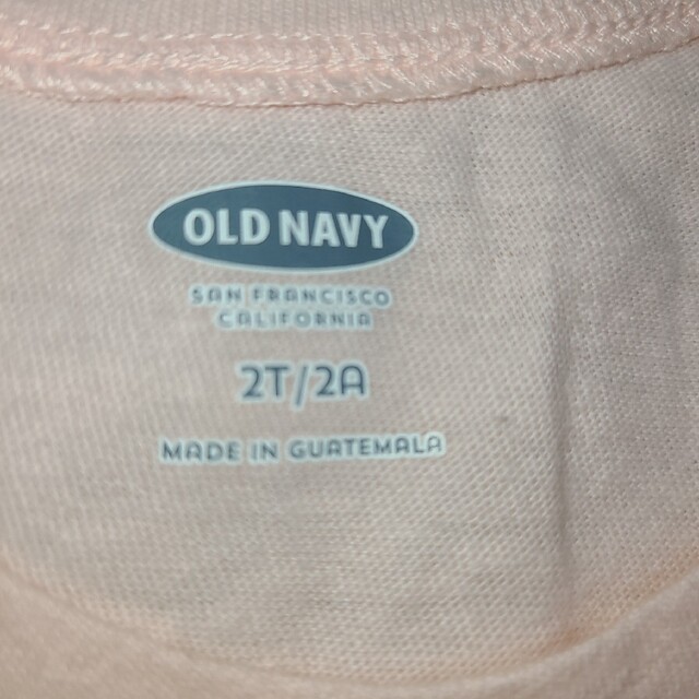 Old Navy(オールドネイビー)のぴぴぴ、ピンクがカワちぃ！サイズ2T 90cm　OLD NAVYでござ キッズ/ベビー/マタニティのキッズ服女の子用(90cm~)(Tシャツ/カットソー)の商品写真