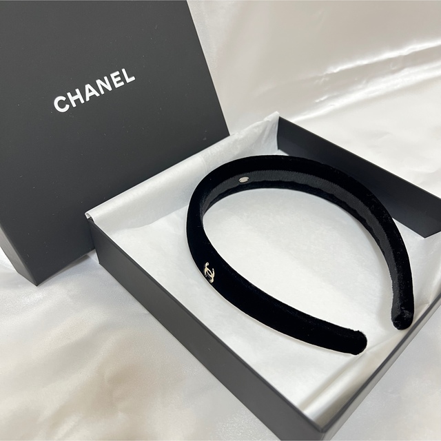 CHANEL カチューシャ　ベロア