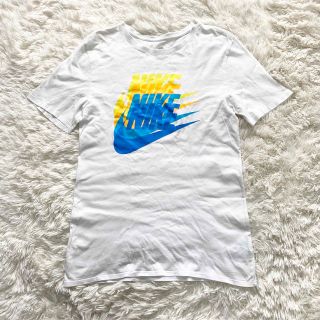 ナイキ(NIKE)のNIKE Tシャツ　ホワイト　スウォッシュ　マルチカラー　サイズL(Tシャツ/カットソー(半袖/袖なし))