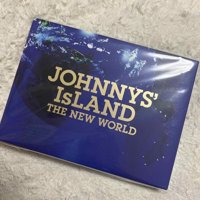 ジャニーズJr. - Johnnys' IsLAND THE NEW WORLD Blu-rayの通販 by ...