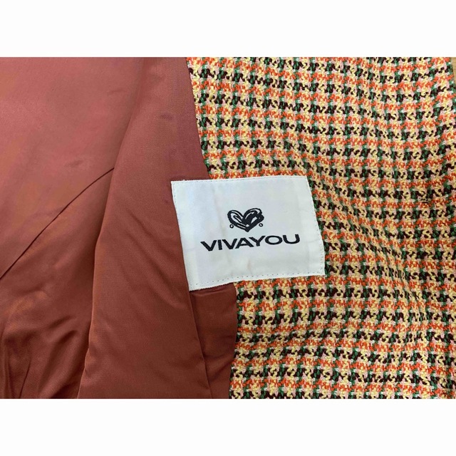 VIVAYOU(ビバユー)のビバユー　ツイード　ノーカラージャケット　Mサイズ レディースのジャケット/アウター(ノーカラージャケット)の商品写真