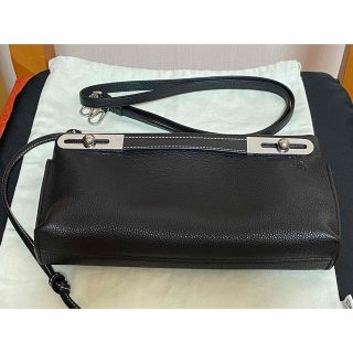 ロエベ(LOEWE)の【美品】ロエベ ミッシー ブラック スモール(ショルダーバッグ)