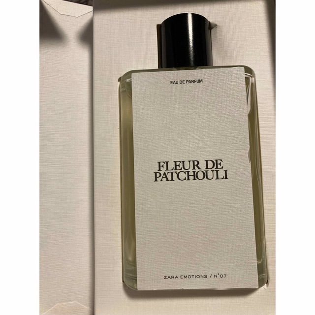 ZARA(ザラ)のZARA FLEUR DE PATCHOULI 90ML コスメ/美容の香水(香水(女性用))の商品写真