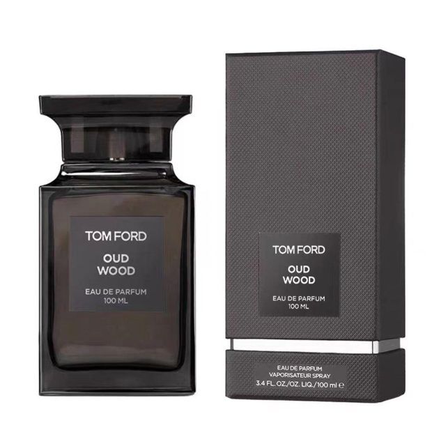 トムフォード TOM FORD ウード•ウッド オードパルファム 100mlの通販 by Hazel's shop｜ラクマ