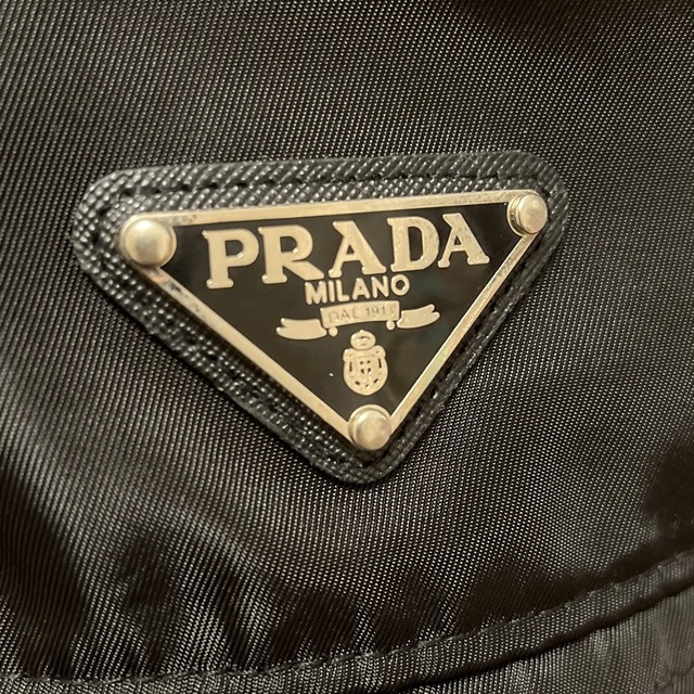 PRADA(プラダ)のPRADA ナイロン　バケットハット レディースの帽子(ハット)の商品写真