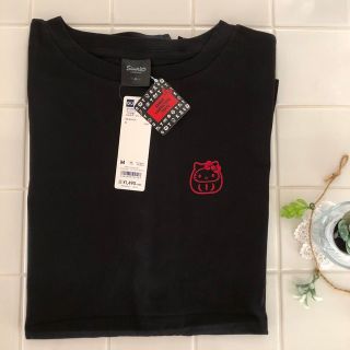 ハローキティ(ハローキティ)の【新品タグ付き】ハローキティ　Tシャツ　Mサイズ(Tシャツ(半袖/袖なし))