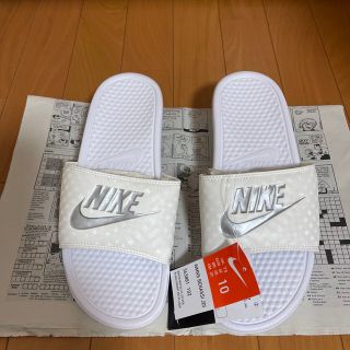 ナイキ(NIKE)のNIKE WMNS BENASSI JDI US W10（28cm）新品未使用(サンダル)