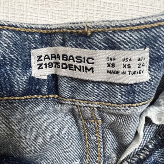 ZARA(ザラ)のZARA ザラベーシック デニム ミニスカート レディースのスカート(ミニスカート)の商品写真