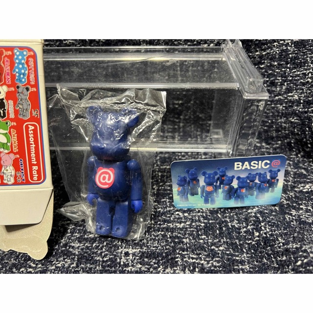 海外花系 メディコムトイ ベアブリック シリーズ1 ベーシック