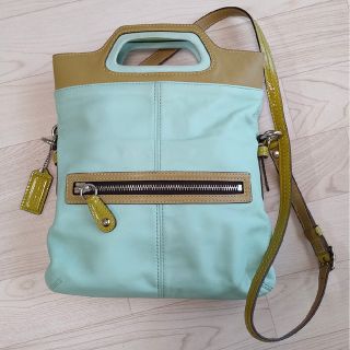 コーチ(COACH)の【値下げしました】COACH　ショルダーバッグ　2way(ショルダーバッグ)