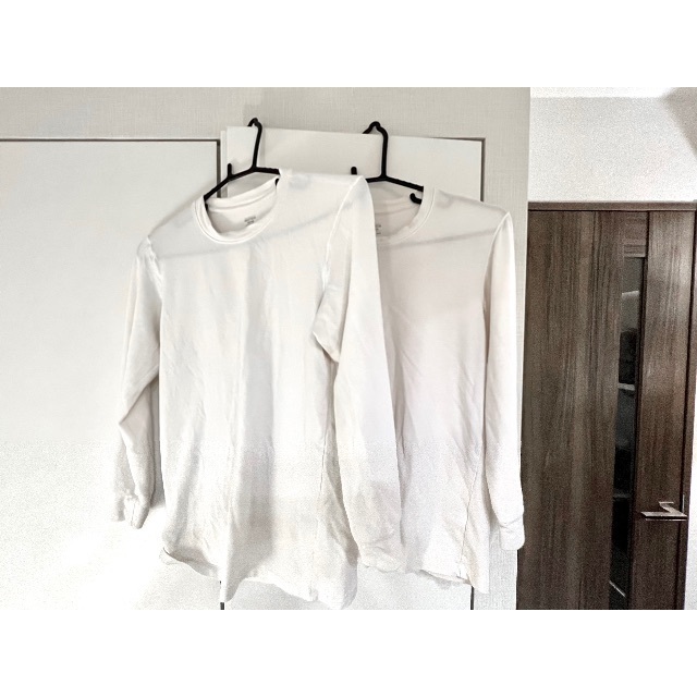 UNIQLO(ユニクロ)の2枚セット S ユニクロ ヒートテックコットン クルーネック T（極暖・9分袖） メンズのトップス(Tシャツ/カットソー(七分/長袖))の商品写真