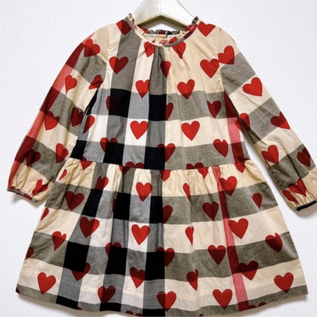 BURBERRY(バーバリー)の【最終お値下げ】　バーバリー　ワンピース　ドレス　100  105  キッズ/ベビー/マタニティのキッズ服女の子用(90cm~)(ワンピース)の商品写真