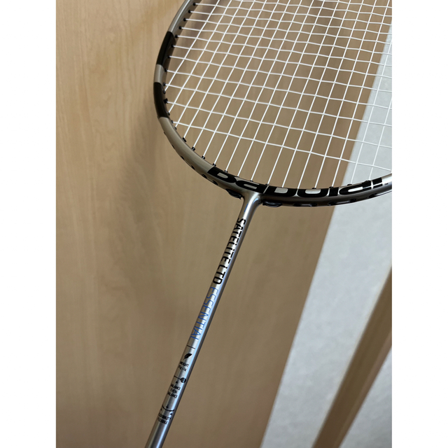 Babolat(バボラ)のBabolaT バボラ バドミントン ラケット サテライト リミテッド 6.5 スポーツ/アウトドアのスポーツ/アウトドア その他(バドミントン)の商品写真