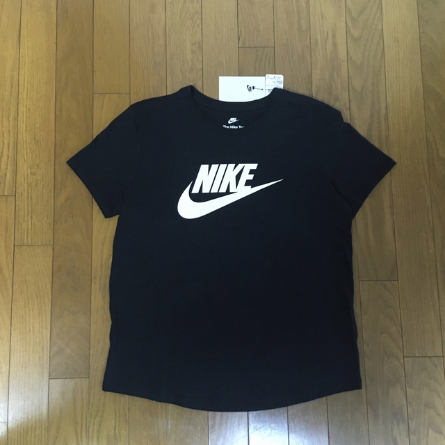 NIKE レディース　半袖Tシャツ　Lサイズ（タグ付・新品・未使用・送料込）