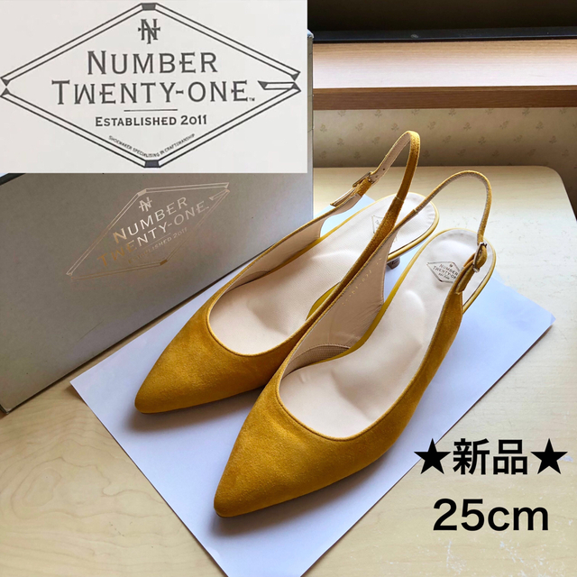 No. 21(ナンバートゥエンティワン)の★新品★NUMBER TWENTY ONE　スエード　パンプス　２５cm レディースの靴/シューズ(ハイヒール/パンプス)の商品写真