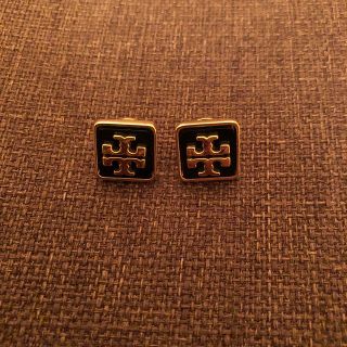 トリーバーチ(Tory Burch)の❤️トリーバーチ　エナメル　ピアス【スクエア】❤️(ピアス)