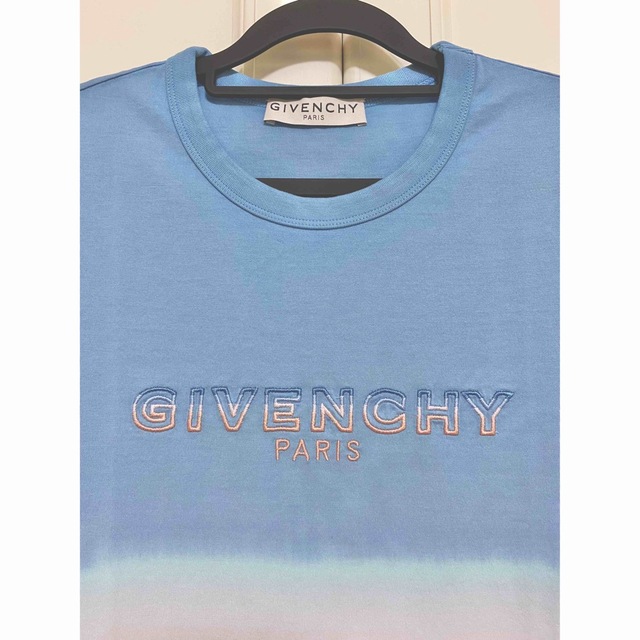 GIVENCHY(ジバンシィ)のGIVENCHY  ジバンシー　Tシャツ　オーバーサイズ　XXS 新品　パステル レディースのトップス(Tシャツ(半袖/袖なし))の商品写真