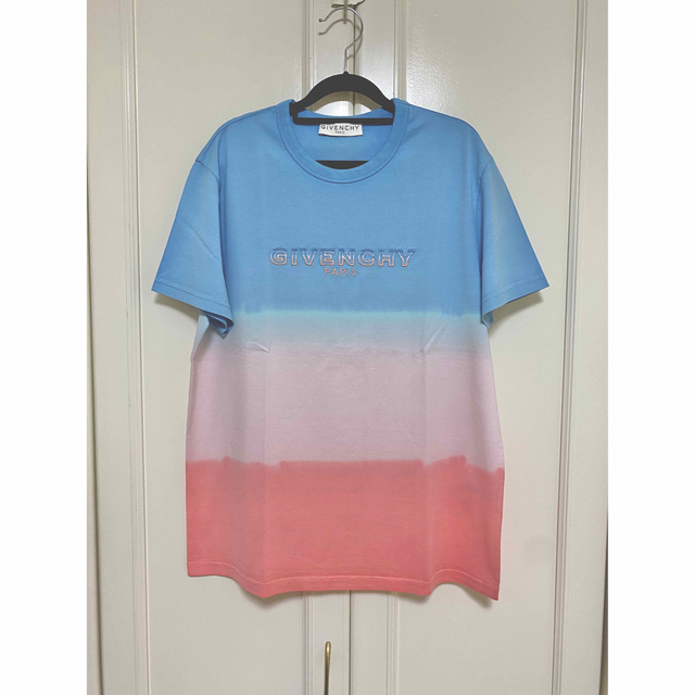 GIVENCHY(ジバンシィ)のGIVENCHY  ジバンシー　Tシャツ　オーバーサイズ　XXS 新品　パステル レディースのトップス(Tシャツ(半袖/袖なし))の商品写真