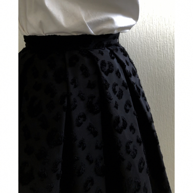 deicy(デイシー)のdeicy leopard black skirt レディースのスカート(ひざ丈スカート)の商品写真
