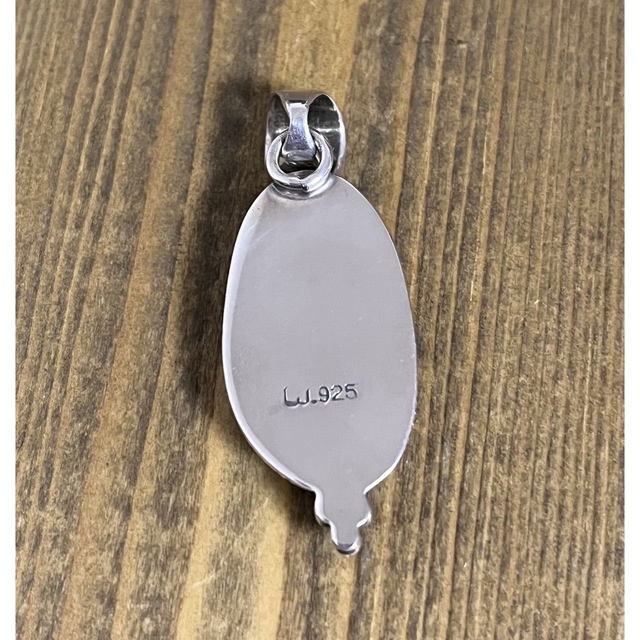 存在感のあるボルダーターコイズのペンダント リボン インディアン