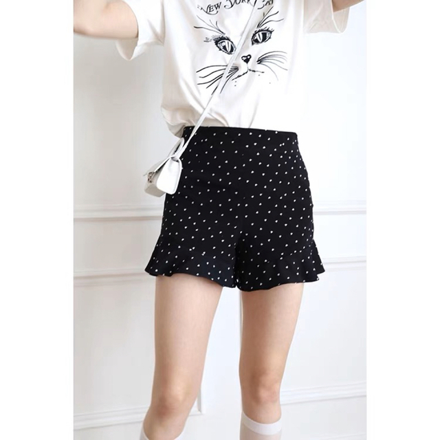 épine - epine heart frillshort pants ショートパンツ エピヌの通販