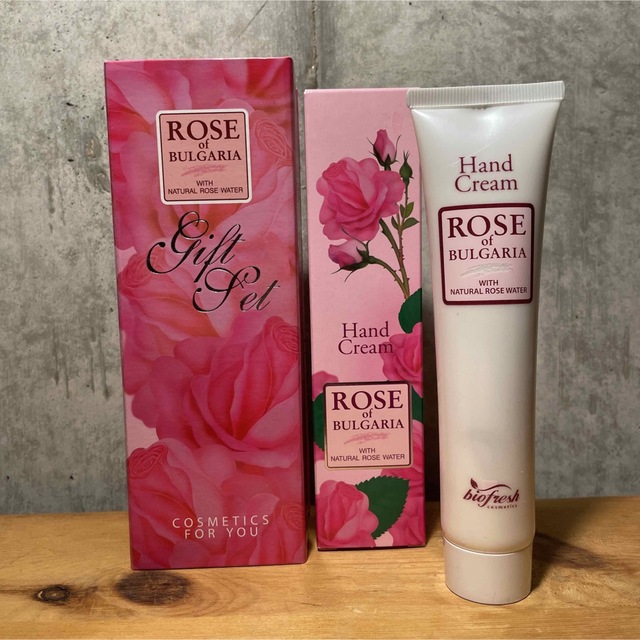 ROSE of BULGARIA  ハンドクリーム & ソープ セット コスメ/美容のボディケア(ハンドクリーム)の商品写真