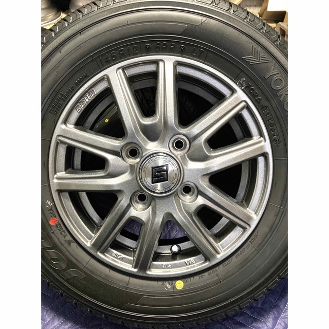 ㊷145R126PR軽トラ・箱バン用新品タイヤ4本と美品ホイールとナット付き