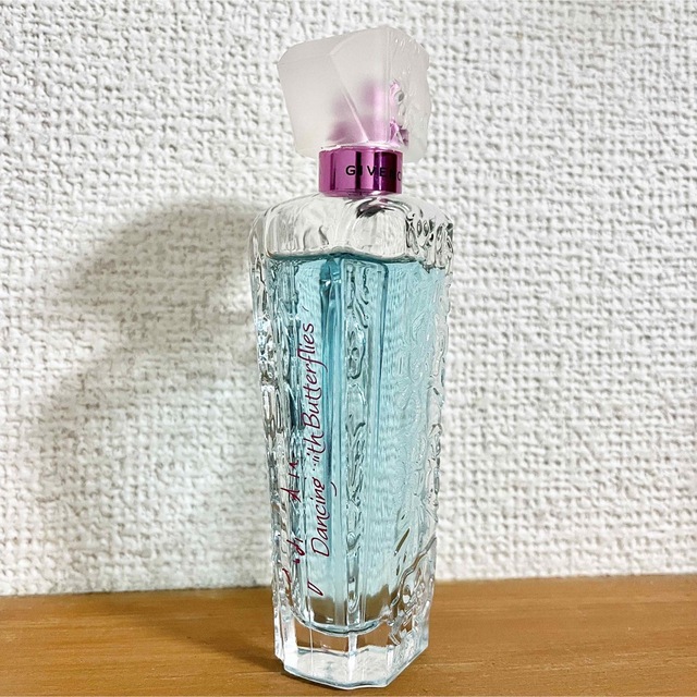 GIVENCHY(ジバンシィ)の《レア》GIVENCHY ジャルダンダンテルディ バタフライ 50ml 香水 コスメ/美容の香水(香水(女性用))の商品写真