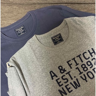 アバクロンビーアンドフィッチ(Abercrombie&Fitch)のAbercrombie & Fitch 　Tシャツ(２枚セット)(シャツ)