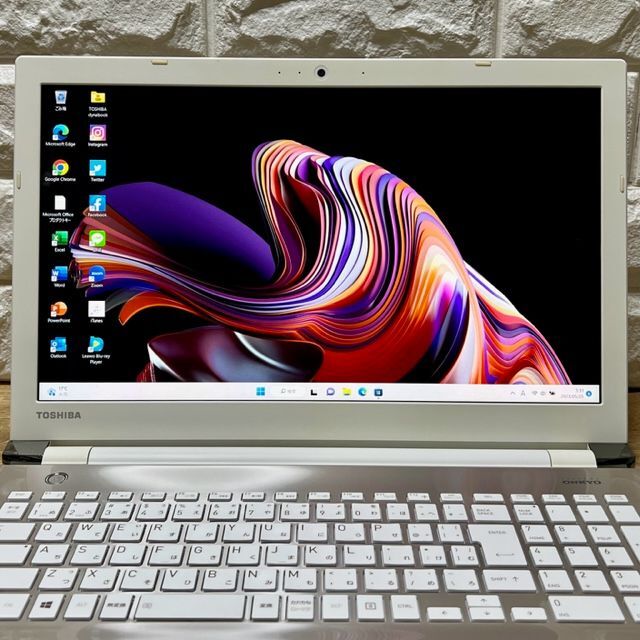 優良美品!2019第8世代最上級ハイスペック!新品大容量SSD搭載