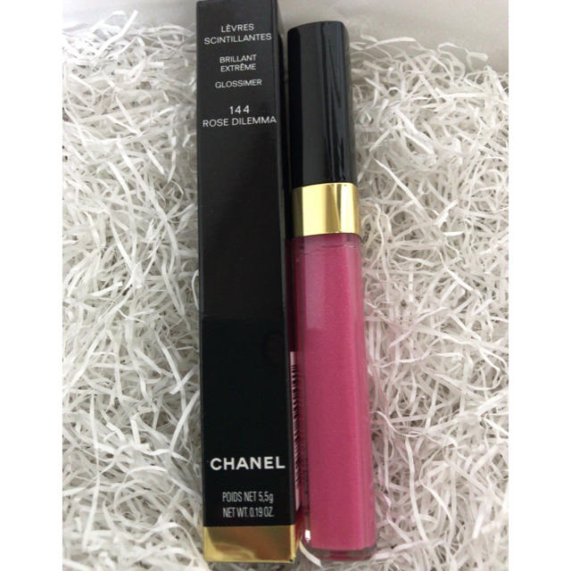 CHANEL(シャネル)のCHANEL 144 ローズジレンマ コスメ/美容のベースメイク/化粧品(リップグロス)の商品写真