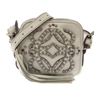 ロエベ ショルダーバッグ(レディース)の通販 4,000点以上 | LOEWEの ロエベ ショルダーバッグ(レディース)の通販 4,000点以上 | LOEWEの