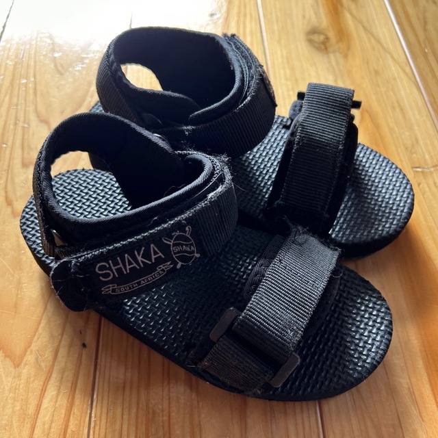 SHAKA(シャカ)のSHAKA キッズサンダル　18㎝ キッズ/ベビー/マタニティのキッズ靴/シューズ(15cm~)(サンダル)の商品写真
