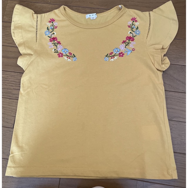 a.v.v(アーヴェヴェ)のa.v.v☆Tシャツ130 キッズ/ベビー/マタニティのキッズ服女の子用(90cm~)(Tシャツ/カットソー)の商品写真